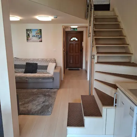 Beachfront Apartmán