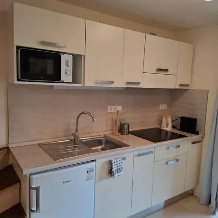 Beachfront Apartmán Balatonfůzfő