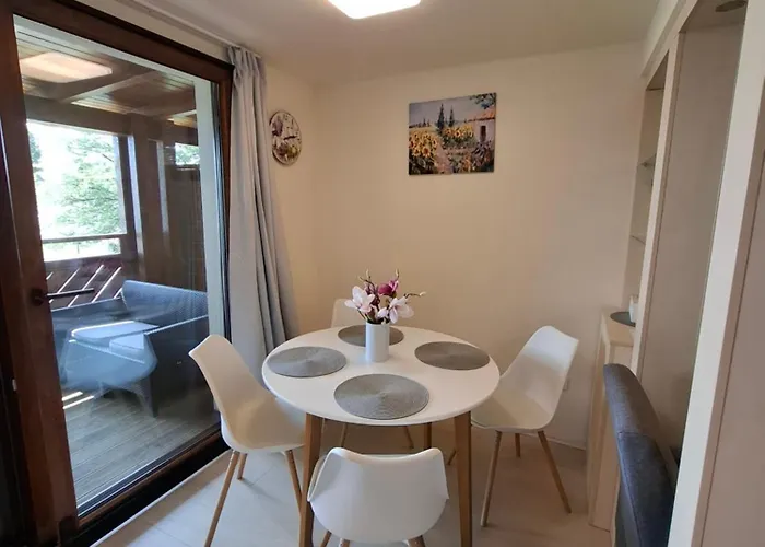 Beachfront Appartement Balatonfůzfő